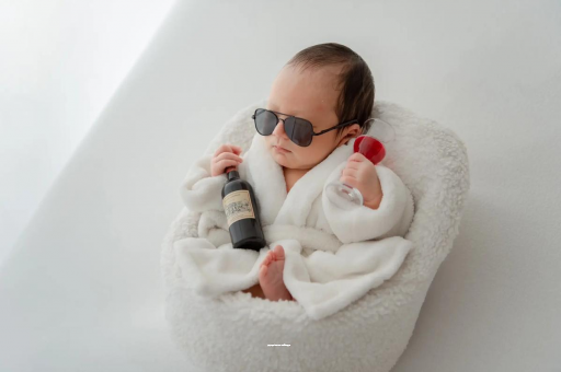 泰兴孕妇肚脐眼突出来